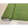 Kép 3/3 - Juhar leveles - zöld alapon kockásan mintázott függöny és terítő anyag