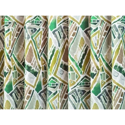 COMO - fehér alapon zöld geometriai mintás dekor