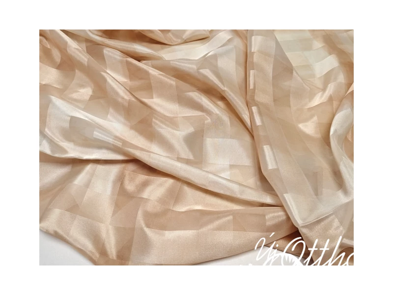 Világos barna kockás voile