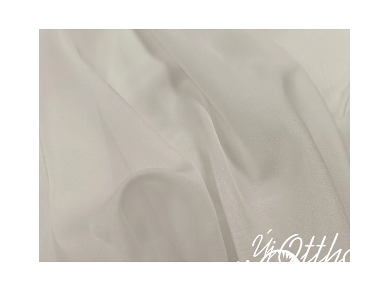 Fehér zsorzsett fényáteresztő függöny