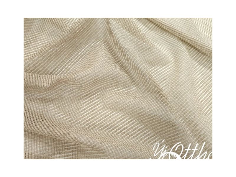 Lenes fényáteresztő