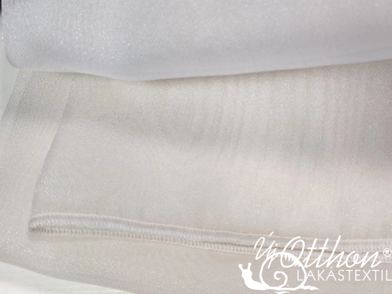 LILIÁNA - 300cm - ekrü csillogós organza fényáteresztő